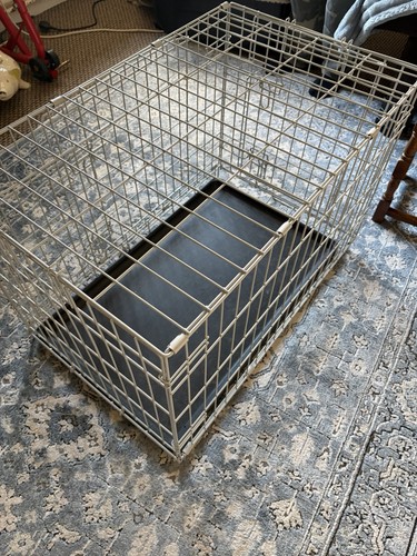 Dog crate 30x21x19 - crate, great